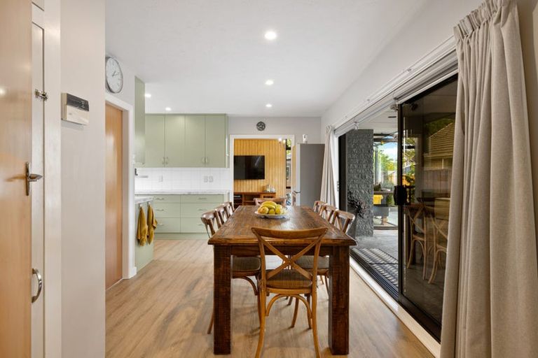 Photo of property in 92 Rowley Avenue, Hoon Hay, Christchurch, 8025