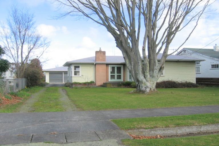 Photo of property in 11 Campbell Street, Feilding, 4702
