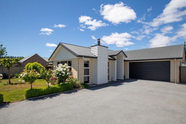 Photo of property in 8 Quail Close, Alexandra, 9320