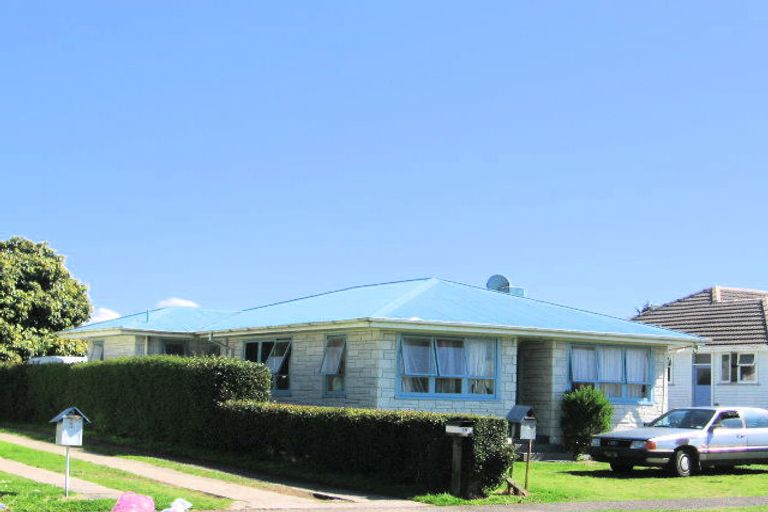 Photo of property in 17 Henderson Crescent, Parkvale, Tauranga, 3112