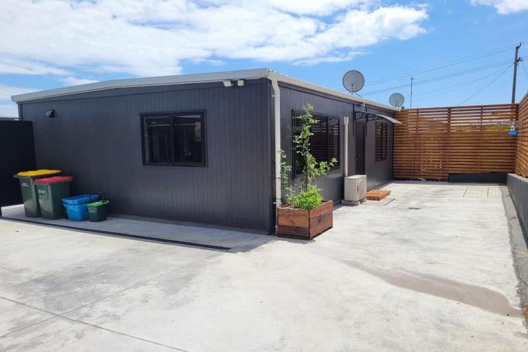 Photo of property in 17 Parsons Street, Vogeltown, New Plymouth, 4310