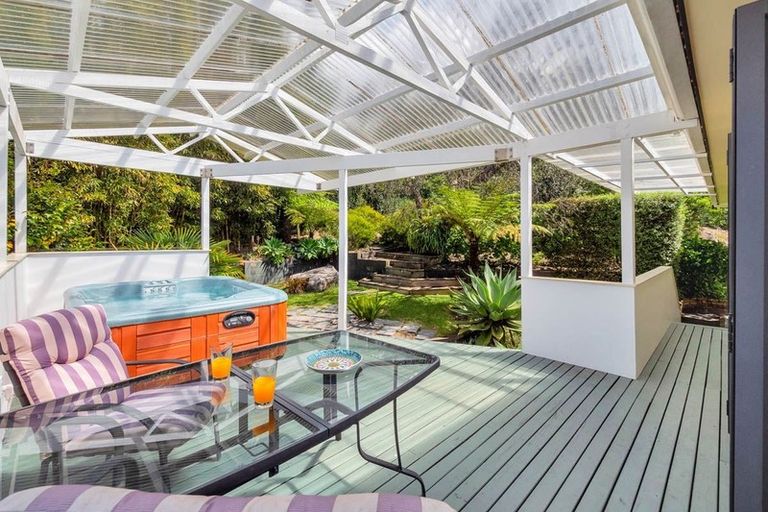 Photo of property in 50 Awaruku Road, Torbay, Auckland, 0630