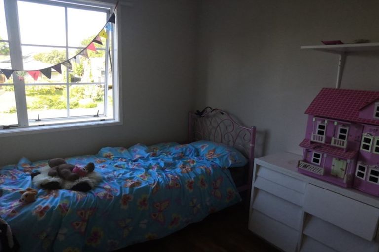 Photo of property in 3 Northpark Avenue, Northpark, Auckland, 2013