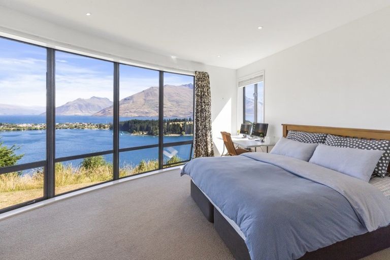 Photo of property in 20 Peregrine Place, Queenstown, 9300
