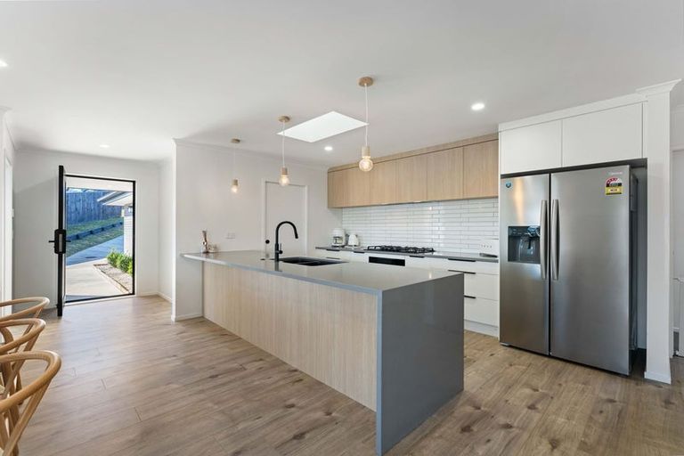 Photo of property in 17 Calder Crescent, Pokeno, 2402