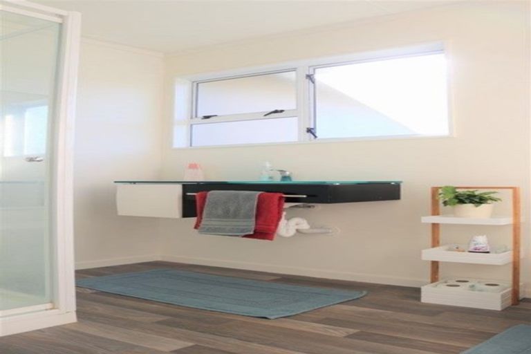 Photo of property in 1a Totara Street, Tawhero, Whanganui, 4501