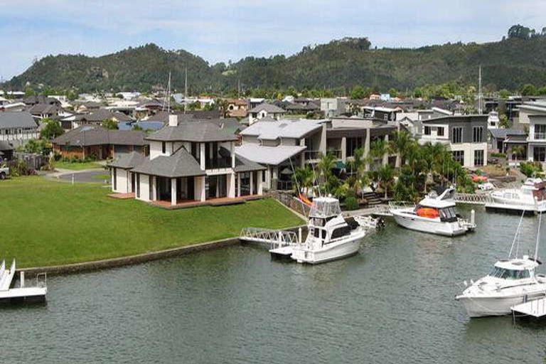 Photo of property in 9 Pelican Place, Whitianga, 3510