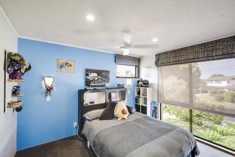 Photo of property in 1 Ewan Place, Taradale, Napier, 4112