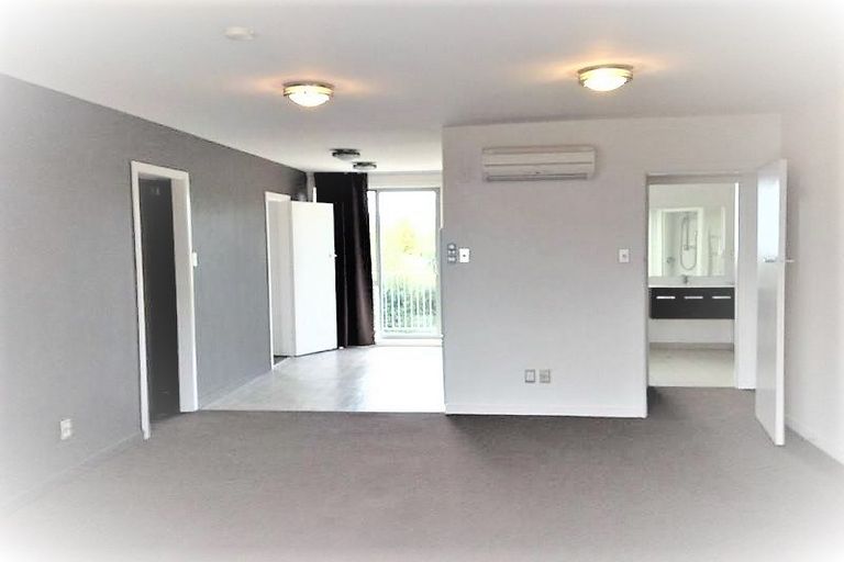 Photo of property in 9 Siddal Place, Richmond, Christchurch, 8013