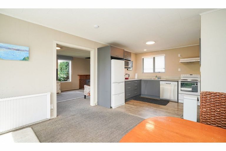 Photo of property in 162 Cunningham Crescent, Grasmere, Invercargill, 9810