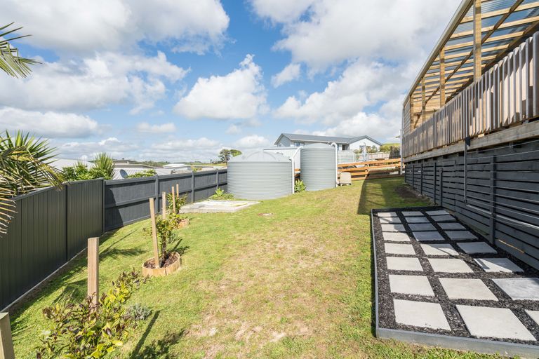 Photo of property in 9 Weka Street, Mangawhai, 0505