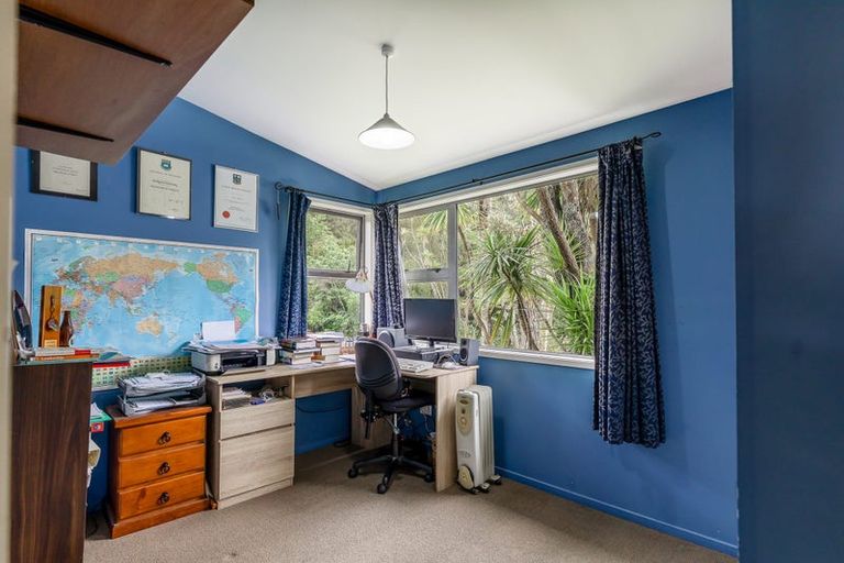 Photo of property in 8 Rimu Road, Oratia, Auckland, 0604