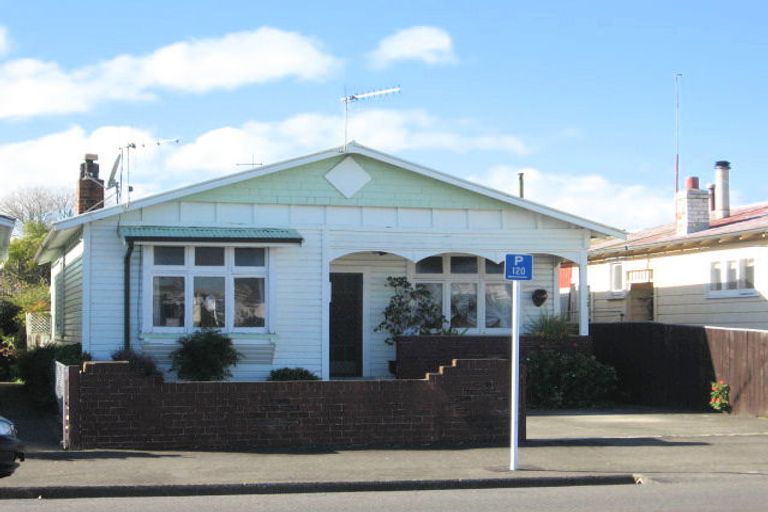 Photo of property in 112 Wellesley Road, Napier South, Napier, 4110