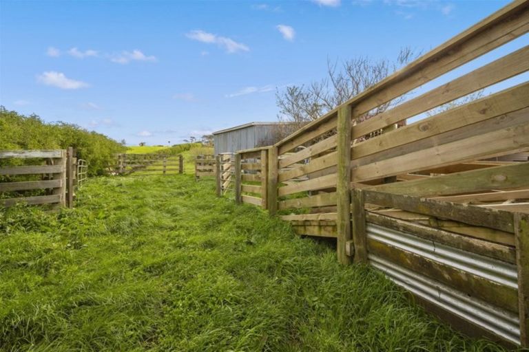 Photo of property in 262 South Road, Hawera, 4610