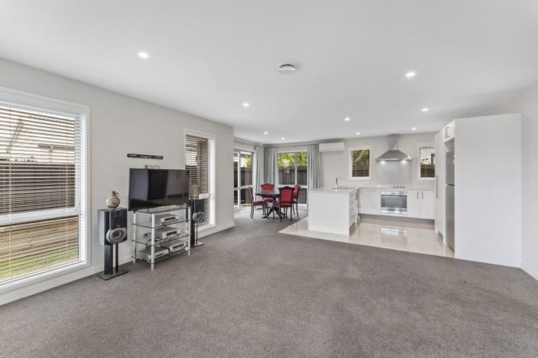 Photo of property in 7 Mclendon Green, Belfast, Christchurch, 8051