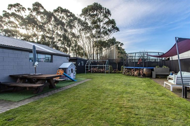 Photo of property in 44 Bracebridge Street, Kaiapoi, 7630