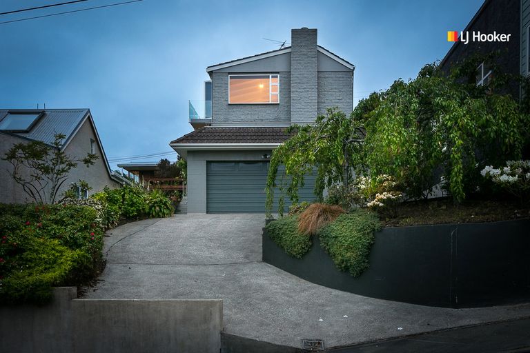 Photo of property in 8 Comely Bank, Opoho, Dunedin, 9010