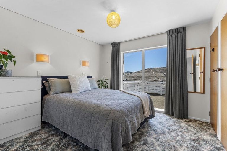 Photo of property in 8 Chatswood Grove, Fitzroy, New Plymouth, 4312