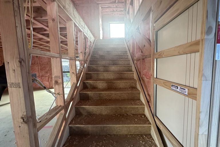 Photo of property in 8 Gardiner Grove, Mangere East, Auckland, 2024