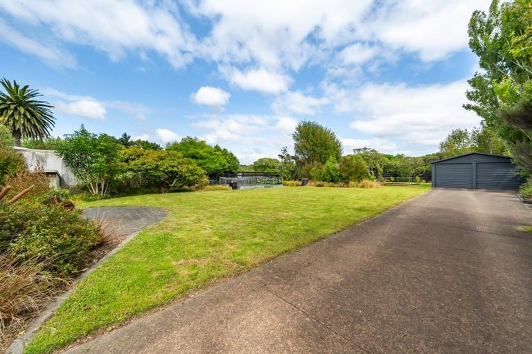 Photo of property in 29 Paekakariki Hill Road, Pauatahanui, Porirua, 5381