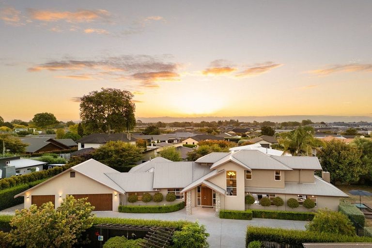 Photo of property in 5 Cooper Crescent, Cambridge, 3434