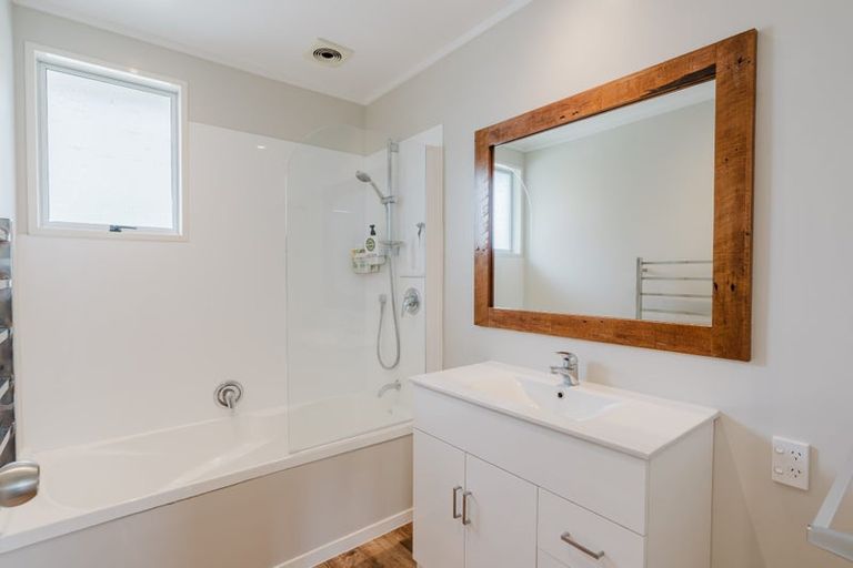 Photo of property in 3a Harlech Place, Dinsdale, Hamilton, 3204