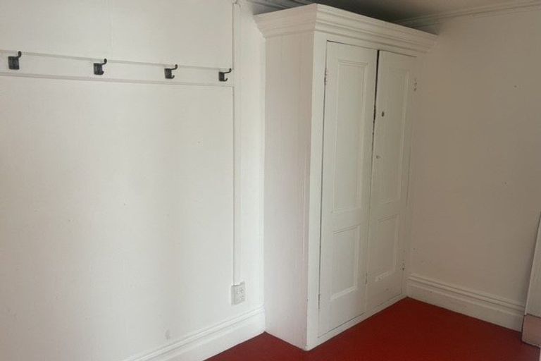 Photo of property in 21 Cambridge Terrace, Devonport, Auckland, 0624