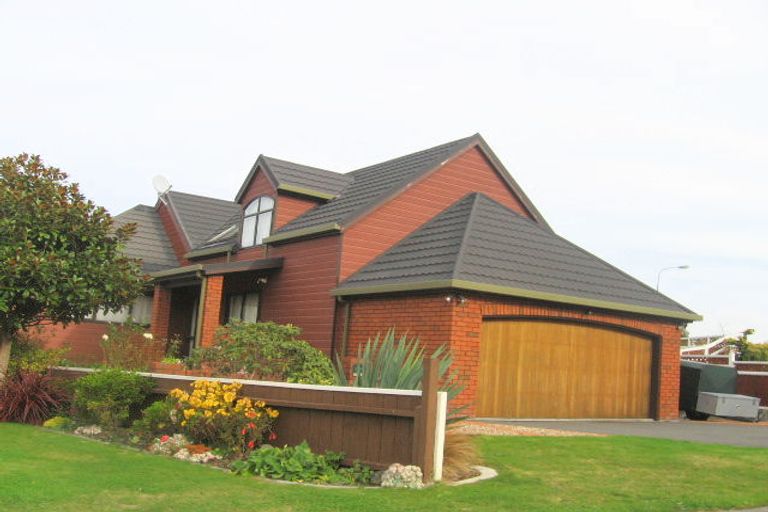 Photo of property in 1 Pensilva Close, Camborne, Porirua, 5026