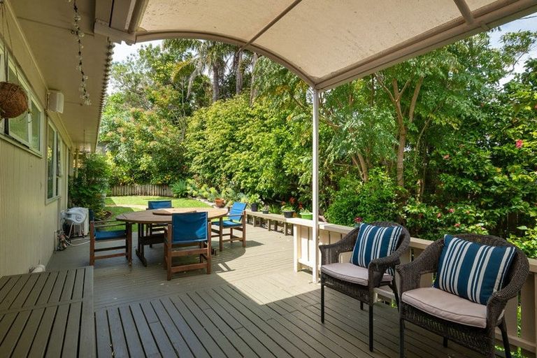 Photo of property in 66 Holland Road, Hillcrest, Auckland, 0627