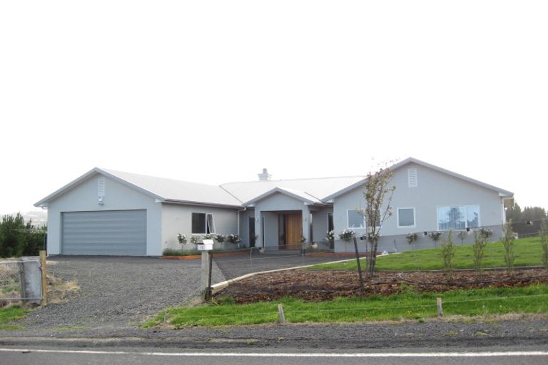 Photo of property in 16 Wavy Knowes Drive, Waldronville, Dunedin, 9018