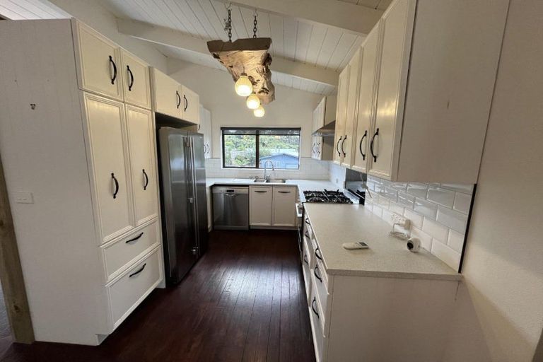 Photo of property in 38 Carlton Terrace, Westown, New Plymouth, 4310