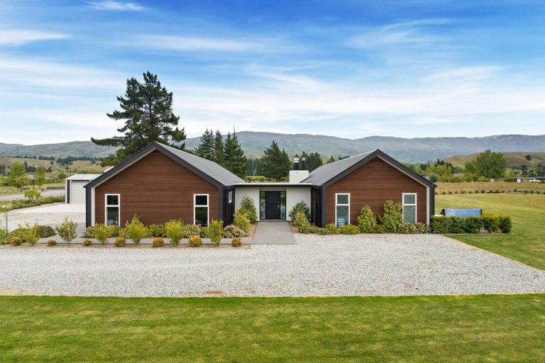 Photo of property in 28 Shortcut Road, Cromwell, 9310