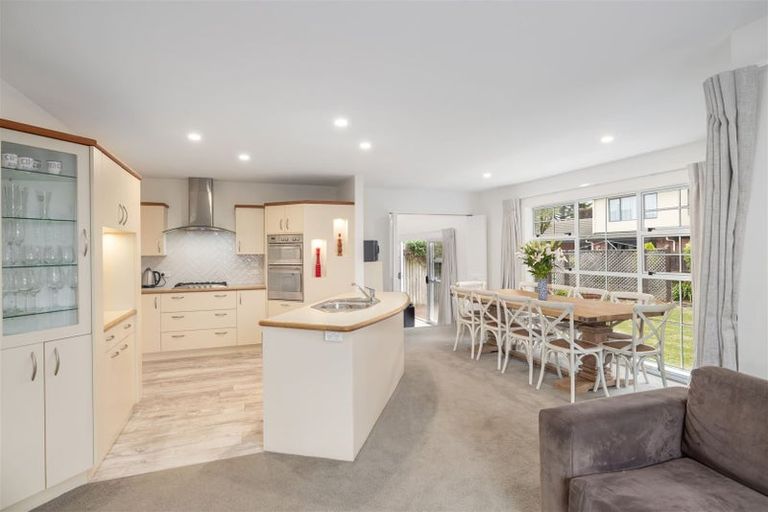 Photo of property in 6 Pasadena Place, Harewood, Christchurch, 8051