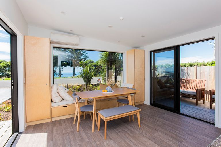 Photo of property in 59 Moana Road, Okitu, Gisborne, 4010