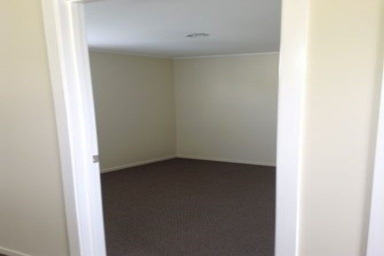 Photo of property in 1/22 Sturdee Road, Manurewa, Auckland, 2102