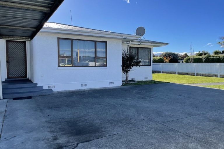 Photo of property in 293 Kennedy Road, Onekawa, Napier, 4110