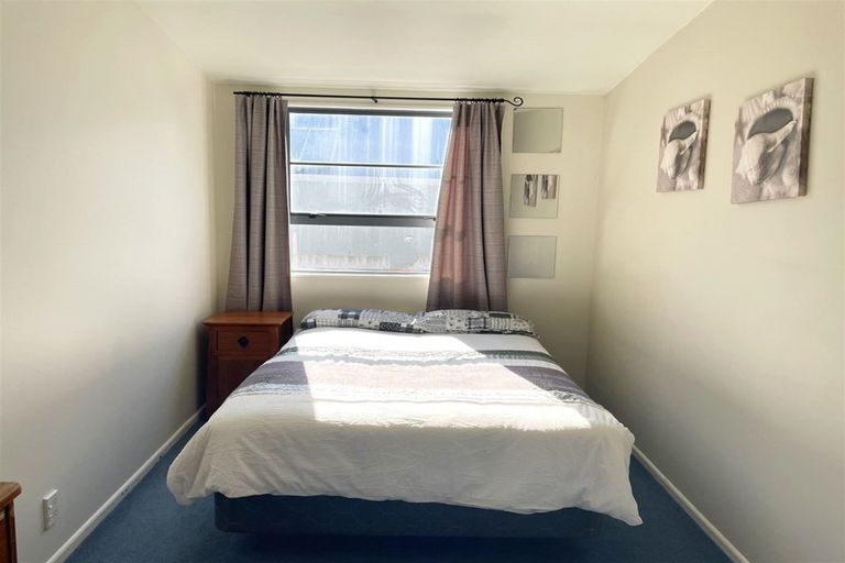 Photo of property in Hopper Street Apartments, 3/20 Hopper Street, Mount Cook, Wellington, 6011