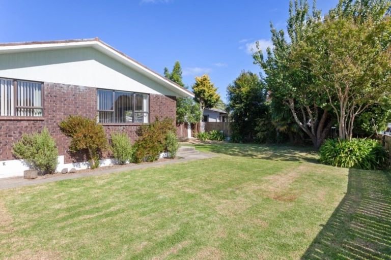 Photo of property in 2 Ratima Place, Whakatane, 3120