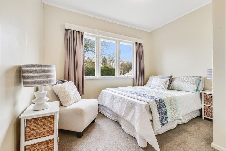 Photo of property in 54 Heath Street, St Andrews, Hamilton, 3200