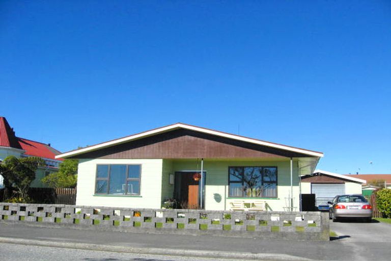 Photo of property in 73 Cowper Street, Greymouth, 7805