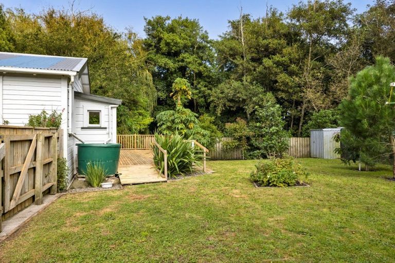 Photo of property in 73 Ngatai Street, Manaia, 4612