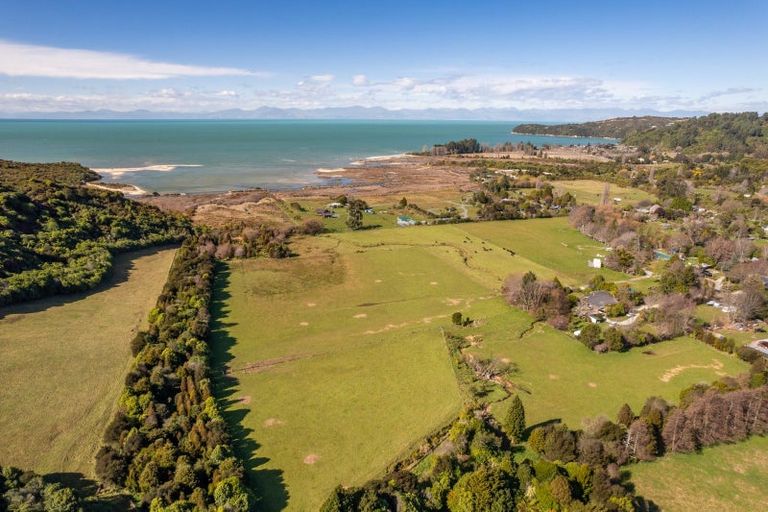 Photo of property in 70 Harvey Road, Marahau, Motueka, 7197