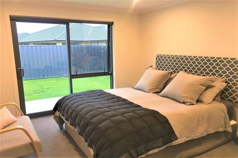 Photo of property in 25 Stowell Drive, Cromwell, 9310