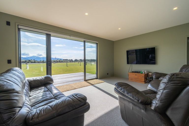 Photo of property in 877 Manapouri Te Anau Highway, Te Anau, 9679