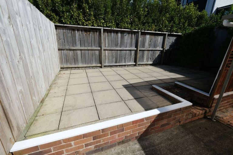 Photo of property in 1/297 Rangatira Road, Beach Haven, Auckland, 0626