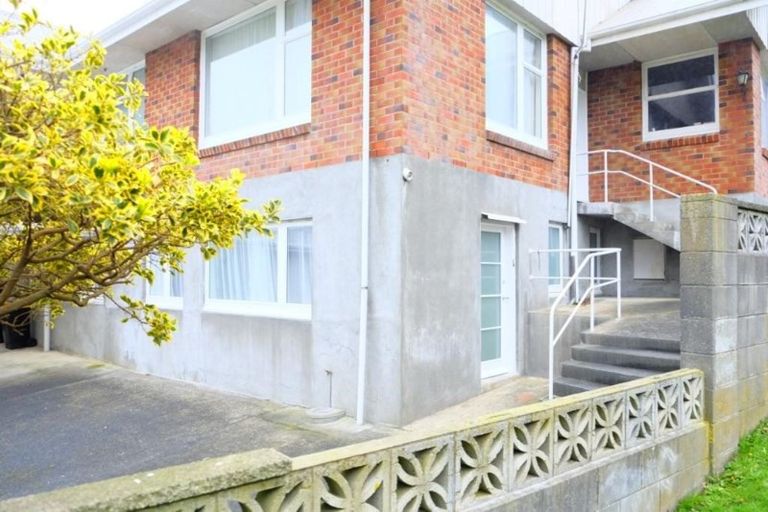 Photo of property in 5a Coates Grove, Silverstream, Upper Hutt, 5019