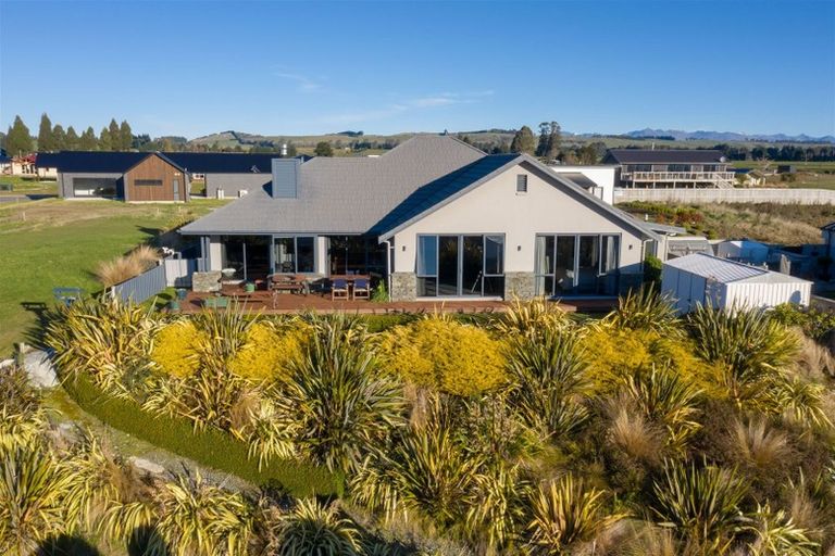 Photo of property in 12 Tawera Place, Te Anau, 9679