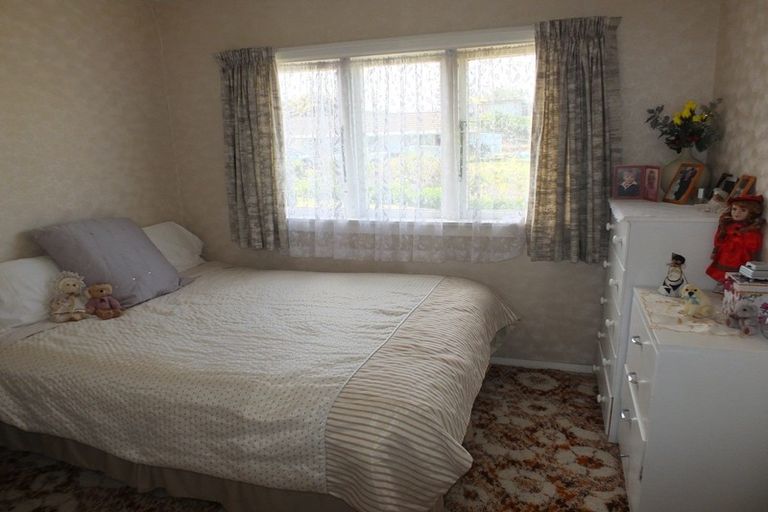 Photo of property in 9 Carthew Terrace, Foxton Beach, Foxton, 4815