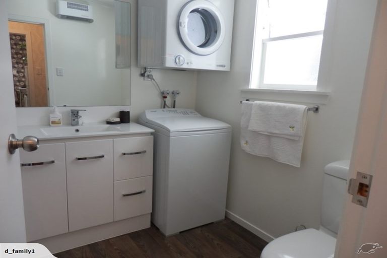 Photo of property in 30 Sussex Street, Mount Cook, Wellington, 6021