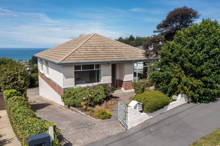 Photo of property in 149 Easther Crescent, Kew, Dunedin, 9012